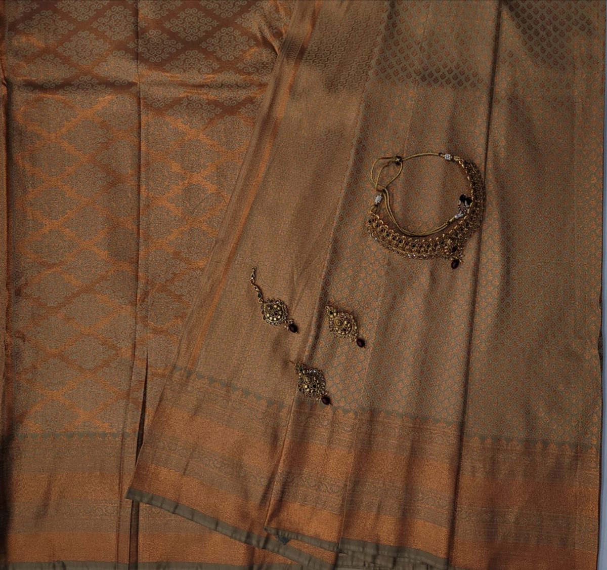 Online Party-Wear for Sale - Saree